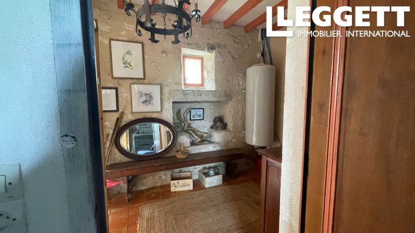 A vendre Charmante maison en pierre avec vue imprenable Les Leves Et Thoumeyragues