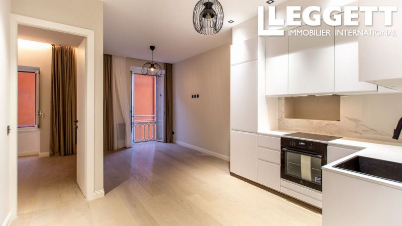 APPARTEMENT T3 48 M2 PIEDS DANS L'EAU VILLEFRANCHE SUR MER