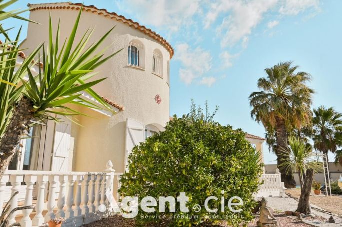 A louer MAISON D'ARCHITECTE MONTBLANC