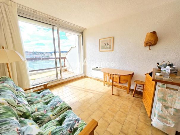 A louer STUDIO 21 M2 TERRASSE BORD DE MER GRUISSAN