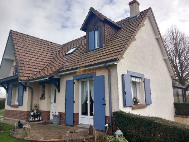 A vendre BELLE MAISON 4 PIECES 85 M² BORD DE MER Veules-les-Roses