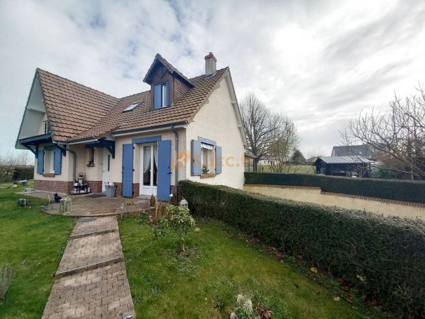 A vendre BELLE MAISON 4 PIECES 85 M² BORD DE MER Veules-les-Roses