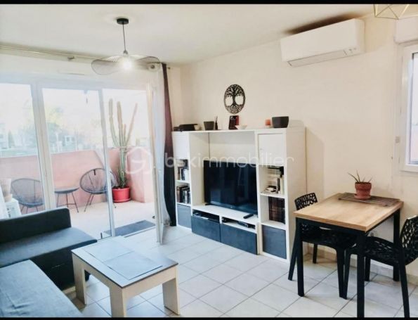 STUDIO  42 M2 TERRASSE  AIX EN PROVENCE