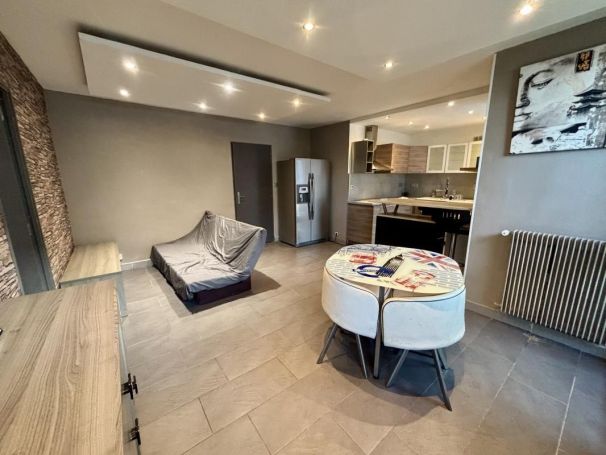 A louer APPARTEMENT T3 58 M2 BORD DE MER MARIGNANE