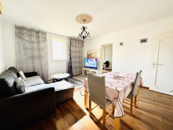 A louer APPARTEMENT T3 56 M2 BORD DE MER MARIGNANE