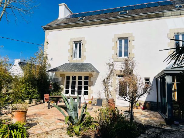 A vendre Maison de caractEre 10 PIECES 240 M² proche des plages Beg Meil FOUESNANT