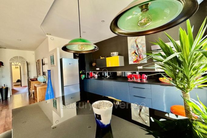 A louer APPARTEMENT T3 85 M2 AIX EN PROVENCE