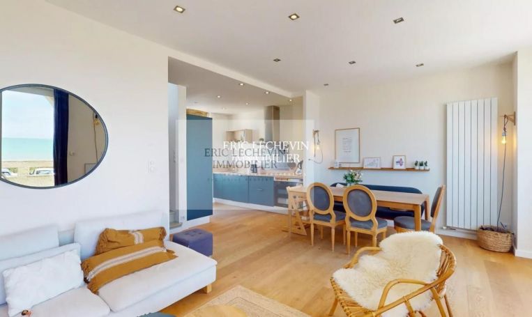 A louer MAISON 8 PIECES 136 M2 PIEDS DANS L'EAU MERLIMONT