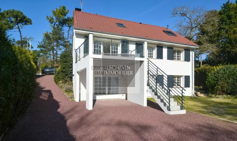 A louer MAISON 8 PIECES 215 M2 BORD DE MER LE TOUQUET PARIS PLAGE