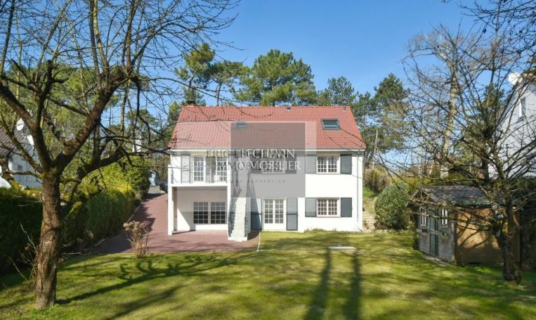 A louer MAISON 8 PIECES 215 M2 BORD DE MER LE TOUQUET PARIS PLAGE