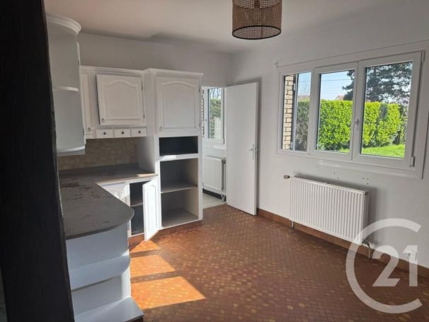 A louer MAISON 7 PIECES 160 M2 RANG DU FLIERS