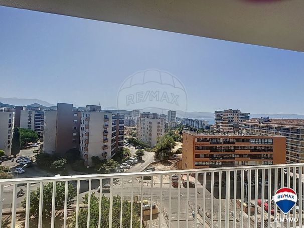 A louer APPARTEMENT T4 100 M2 VUE MER AJACCIO