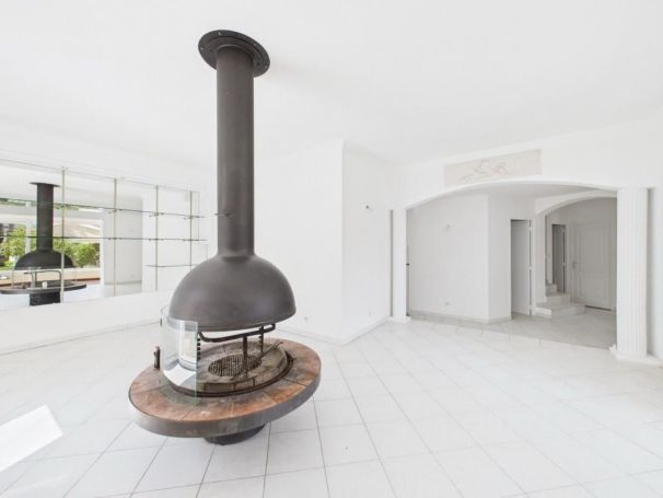 A louer MAISON DE MAîTRE BORD DE MER AJACCIO