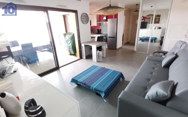 A louer APPARTEMENT DE PRESTIGE NEUF T3 59 M2 TERRASSE BORD DE MER VALRAS PLAGE