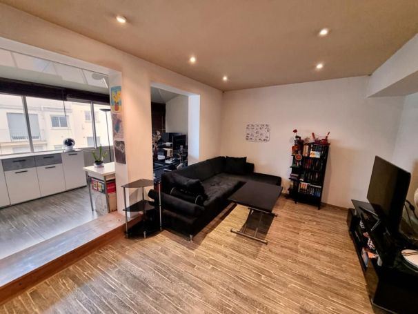 A louer APPARTEMENT T3 69 M2 TERRASSE BORD DE MER CAGNES SUR MER