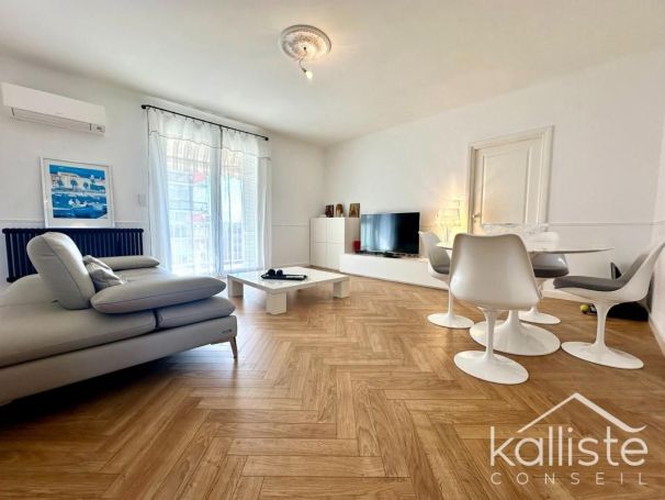 A louer APPARTEMENT T3 79 M2 VUE MER AJACCIO