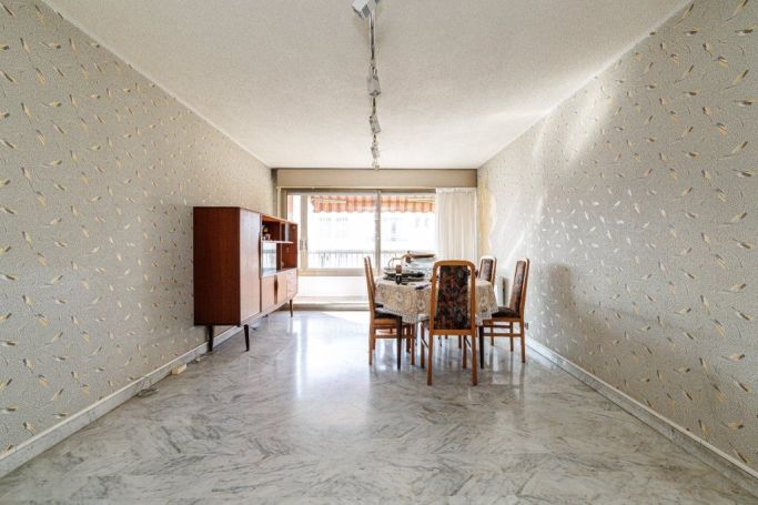 A louer APPARTEMENT T4 98 M2 BORD DE MER NICE