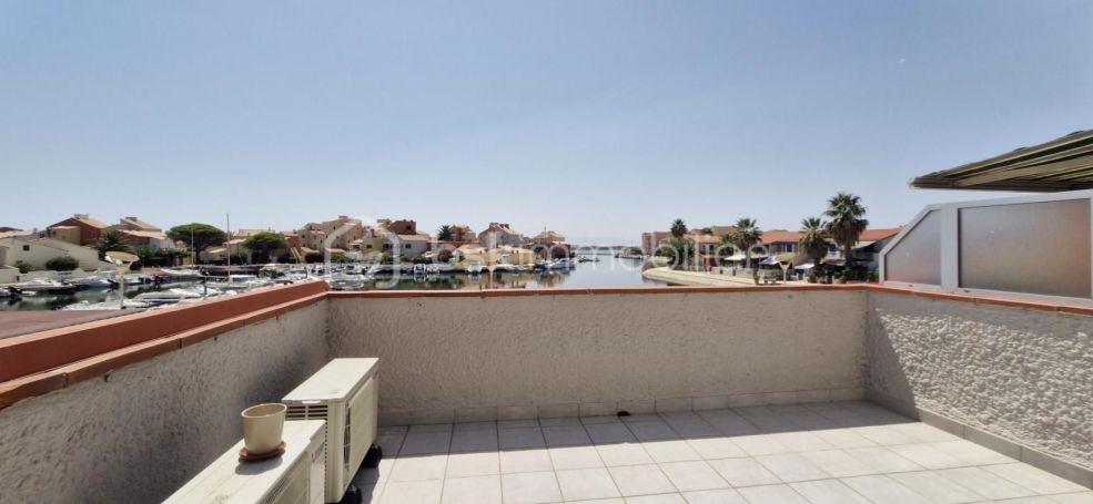 A louer APPARTEMENT T5 90 M2 TERRASSE BORD DE MER LE BARCARES
