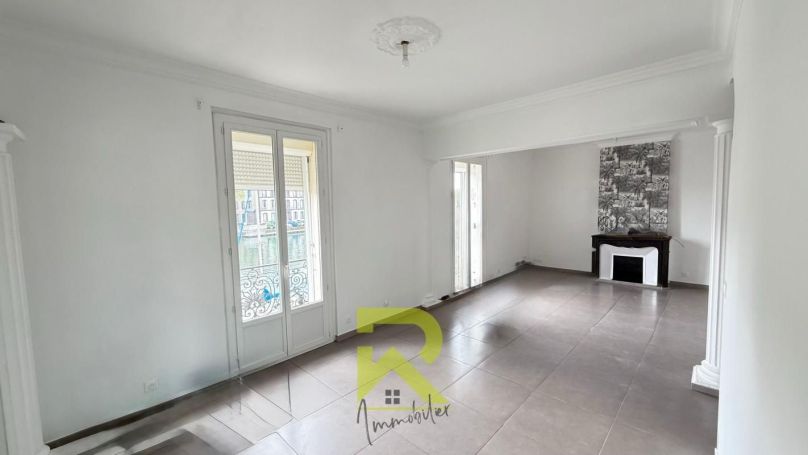 A louer APPARTEMENT T4 106 M2 TERRASSE PLAGE à PIED AGDE