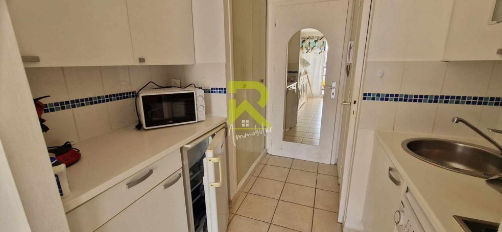 A vendre STUDIO 26 M2 TERRASSE BORD DE MER LE CAP D AGDE