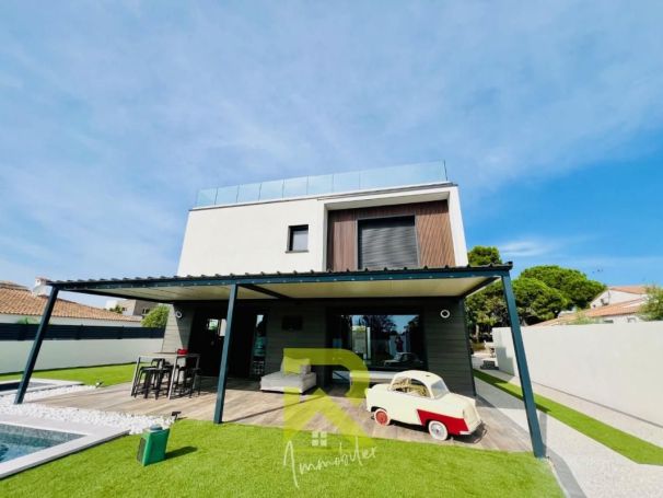 A louer MAISON CONTEMPORAINE BORD DE MER AGDE