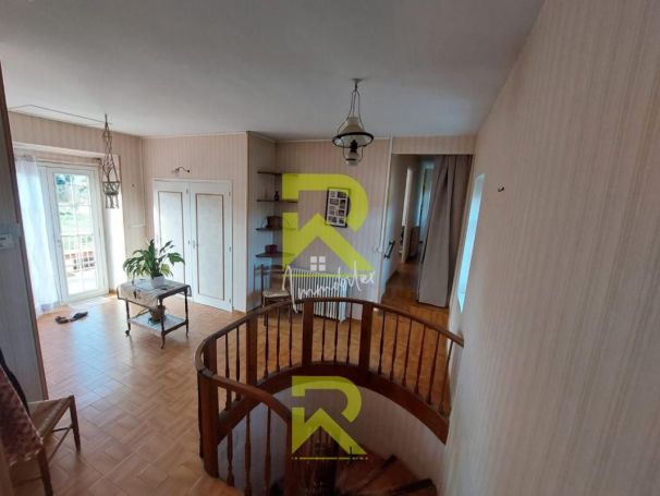 A louer MAISON 5 PIECES 111 M2 PIEUSSE