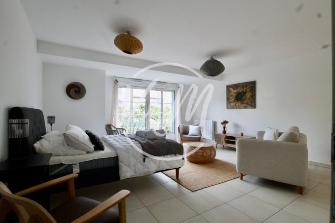 A vendre STUDIO 39 M2 BORD DE MER LANTON