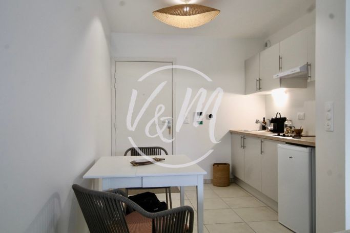 A vendre STUDIO 39 M2 BORD DE MER LANTON