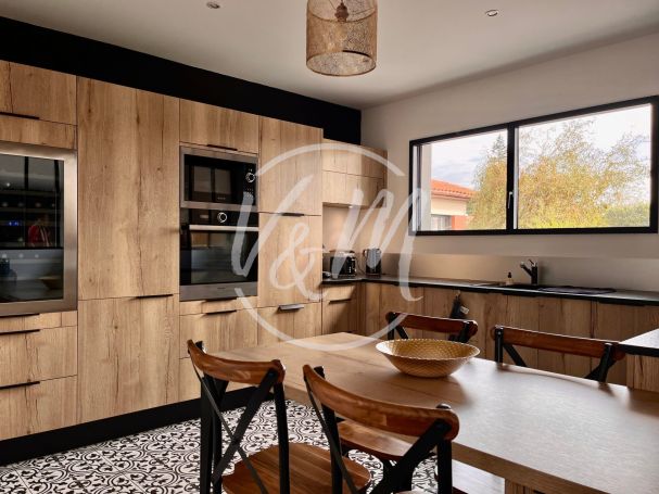 A vendre MAISON CONTEMPORAINE BORD DE MER AUDENGE