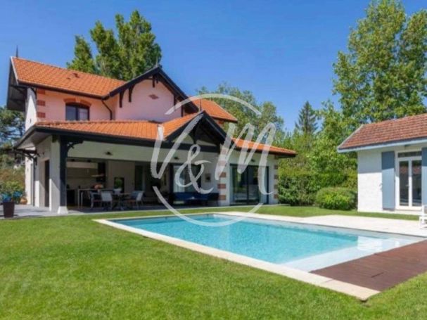 A vendre MAISON CONTEMPORAINE BORD DE MER ANDERNOS LES BAINS