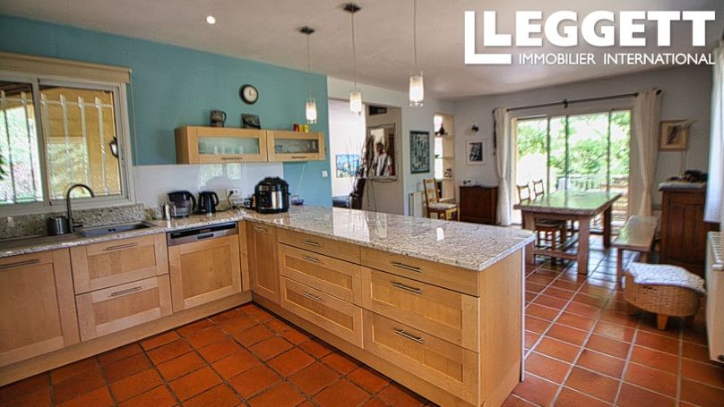 A louer MAISON 6 PIECES 145 M2 CLERMONT L HERAULT