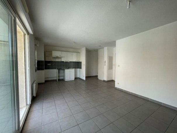 A louer APPARTEMENT T2 43 M2 BORD DE MER AGDE