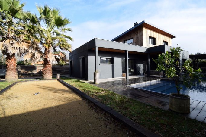 A louer MAISON CONTEMPORAINE ANGRESSE