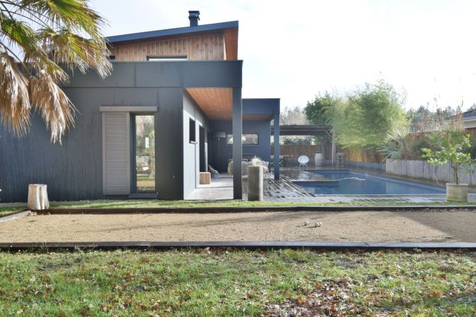 A louer MAISON CONTEMPORAINE ANGRESSE