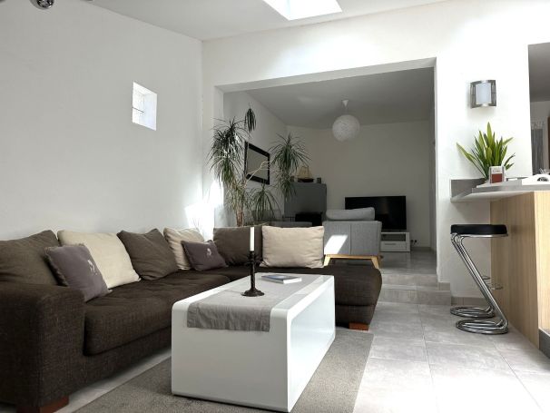 A vendre MAISON 5 PIECES 112 M2 BORD DE MER SAINT GILLES CROIX DE VIE