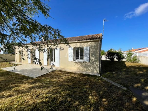 A vendre MAISON 4 PIECES 76 M2 LE BERNARD