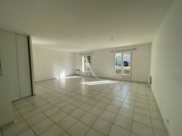 A vendre MAISON 4 PIECES 76 M2 LE BERNARD