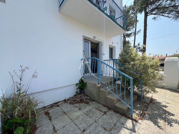 A louer STUDIO 29 M2 BORD DE MER JARD SUR MER