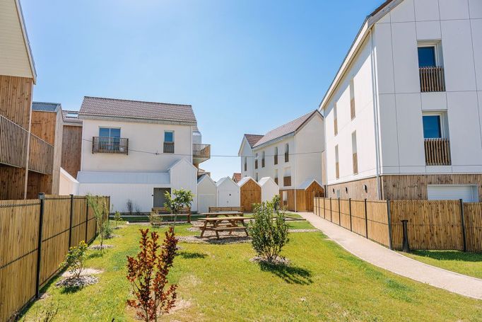 A louer APPARTEMENT T3 68 M2 PLAGE à PIED LES SABLES D OLONNE