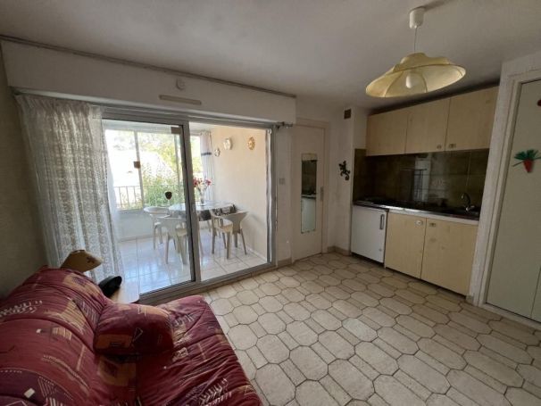 A vendre APPARTEMENT T2 28 M2 BORD DE MER GRAU D AGDE