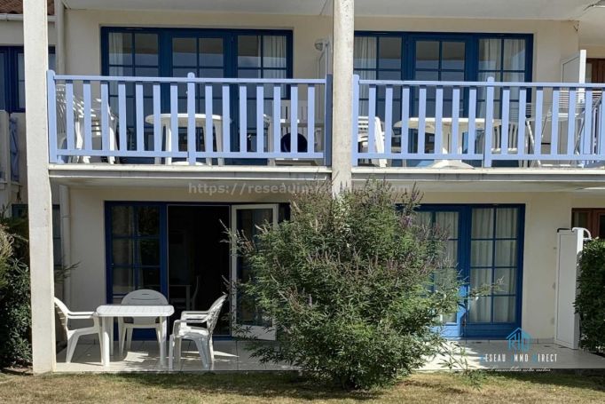 A louer APPARTEMENT T3 30 M2 TERRASSE BORD DE MER TALMONT SAINT HILAIRE