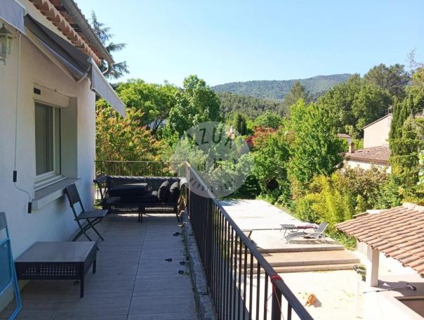 A louer MAISON CONTEMPORAINE SAINT ZACHARIE