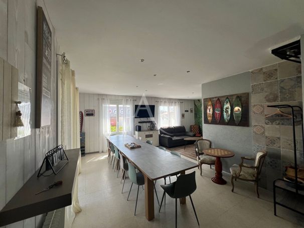 A vendre MAISON 9 PIECES 168 M2 BORD DE MER LONGEVILLE SUR MER