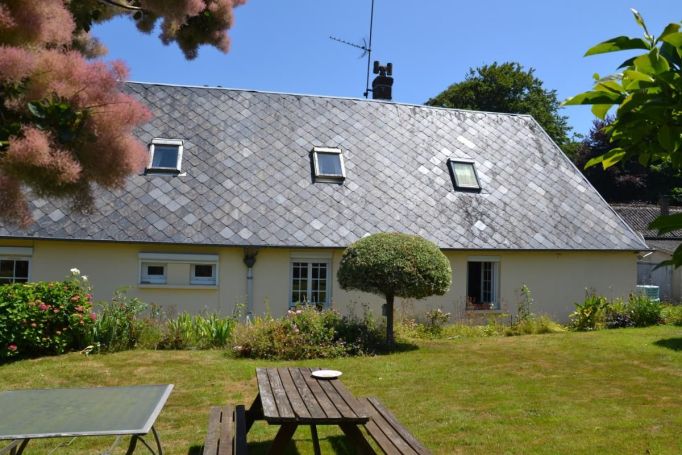 A vendre LONGèRE 7 PIECES 117 M2 BORD DE MER NEVILLE