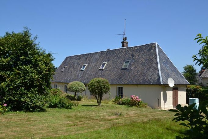 A vendre LONGèRE 7 PIECES 117 M2 BORD DE MER NEVILLE