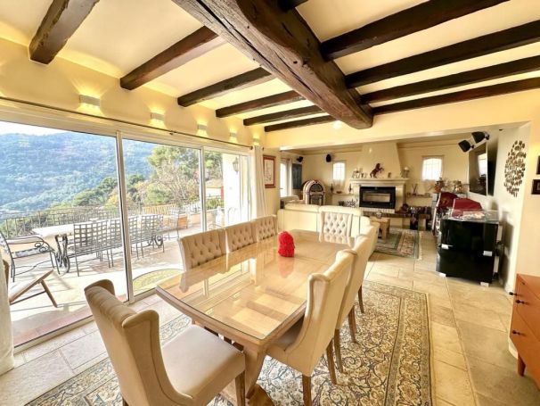 A louer MAISON 267 M2 VUE MER GORBIO