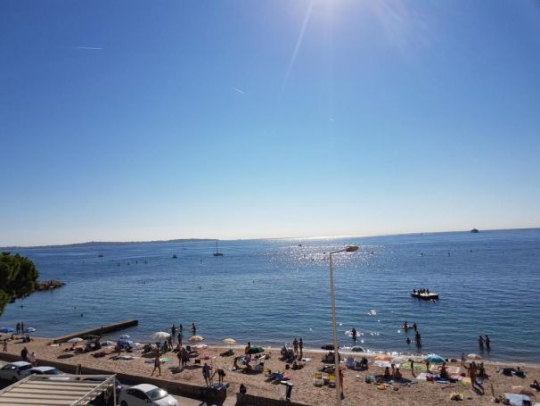 A louer APPARTEMENT T4 80 M2 TERRASSE VUE MER CANNES