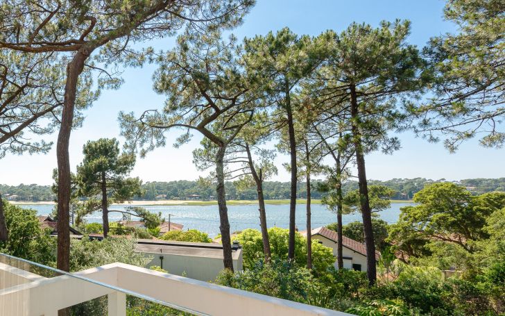A louer MAISON 9 PIECES 280 M2 SOORTS HOSSEGOR lac, centre-ville