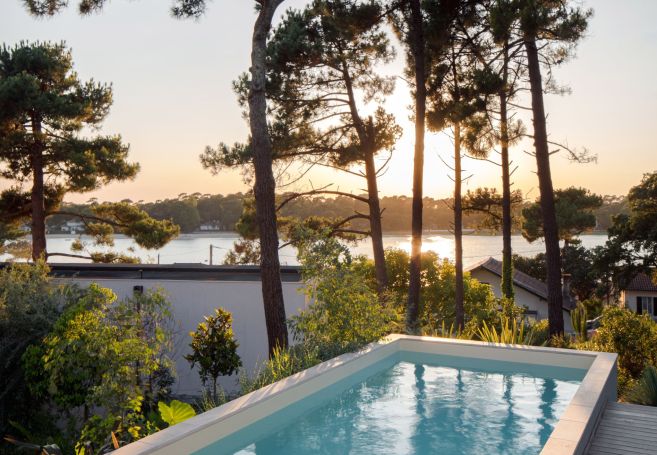 A louer MAISON 9 PIECES 280 M2 SOORTS HOSSEGOR lac, centre-ville