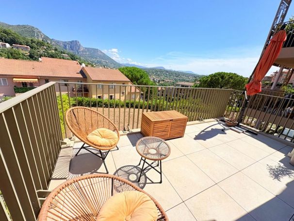 A louer APPARTEMENT T3 65 M2 TERRASSE VENCE